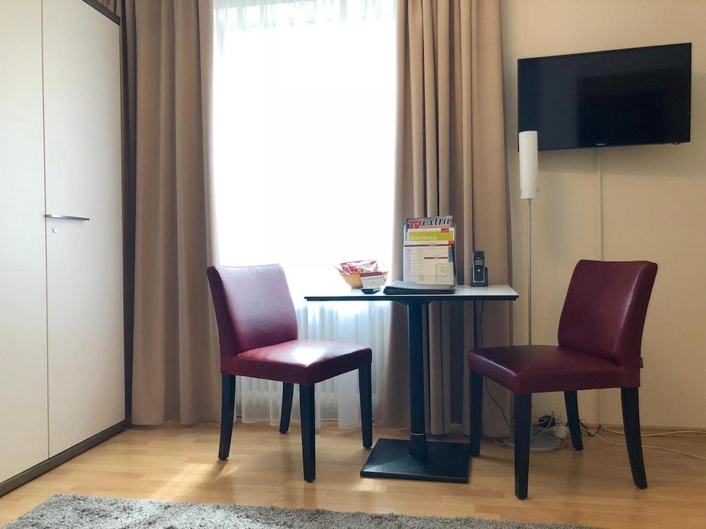 Prinzregent Hotel 3*