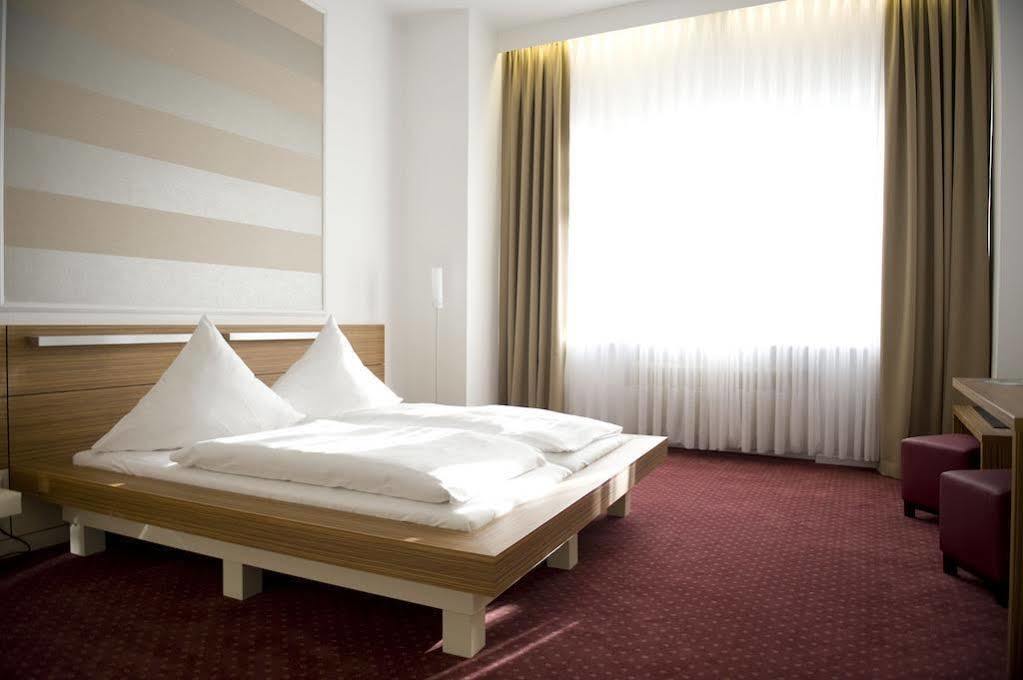 Prinzregent Hotel 3*